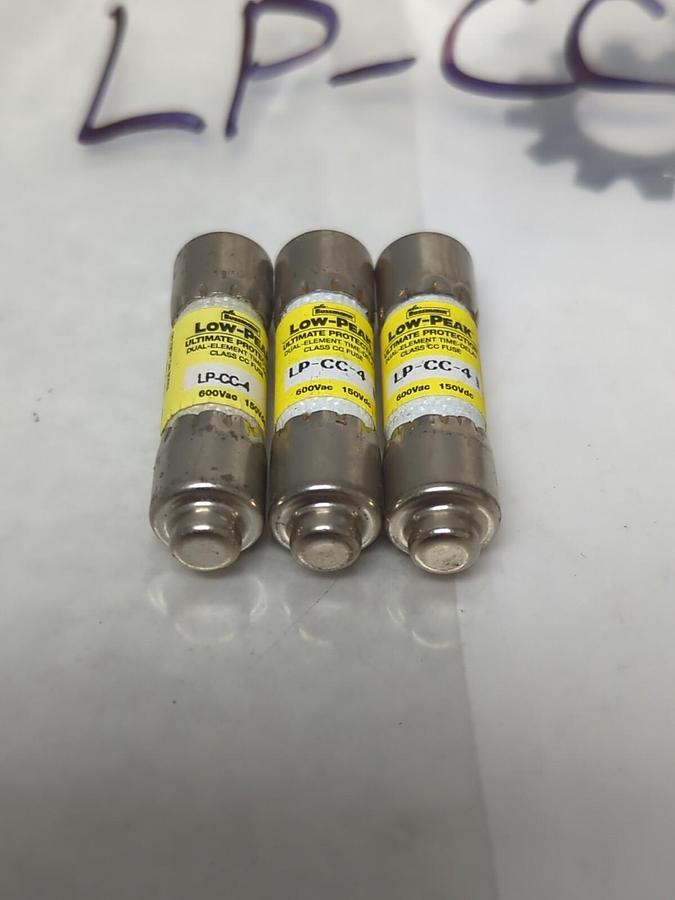 COOPER BUSSMANN,LP-CC-4,LOW-PEAK 4 AMP FUSE LOT OF 3 NOS