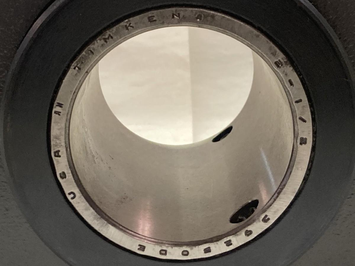 SealMaster,Type E,Pillow Block Bearing 2-1/2 Inch Bore