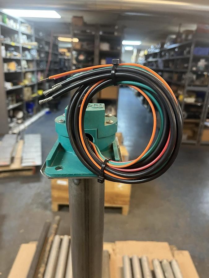 Used CLEPCO,TYLC-18234-A-R-47,IMMERSION HEATER 3 ELEMENT 18kW 240V 3PH 34LX47H