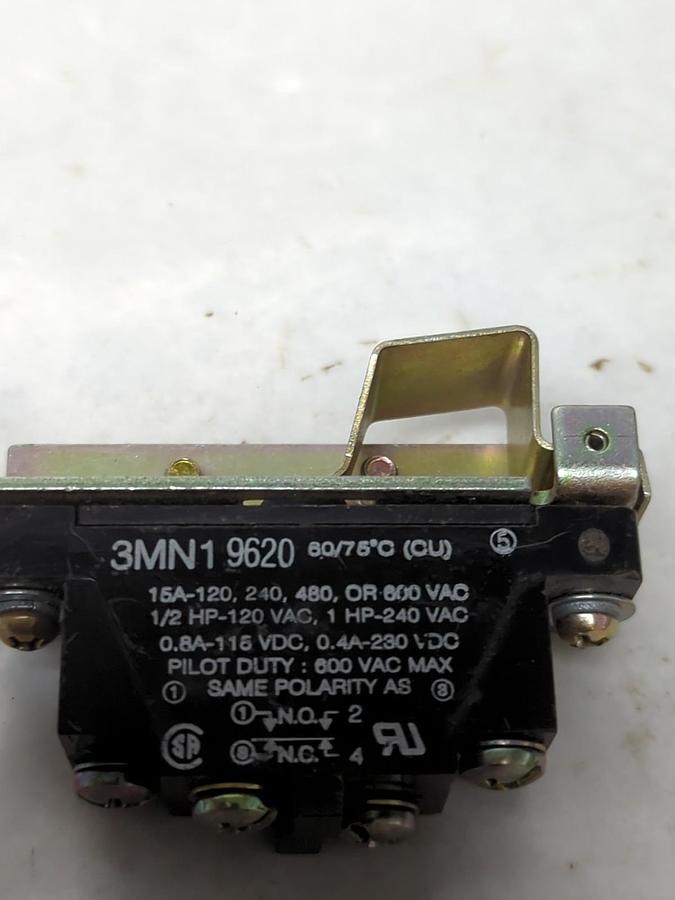 HONEYWELL,3MN1 9620,SNAP ACTION SWITCH 15 AMP NOS