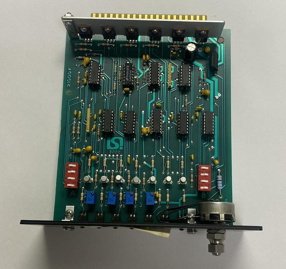 Used LIGHTING SERVICES,21000F,CONTROL MODULE CIRCUIT BOARD