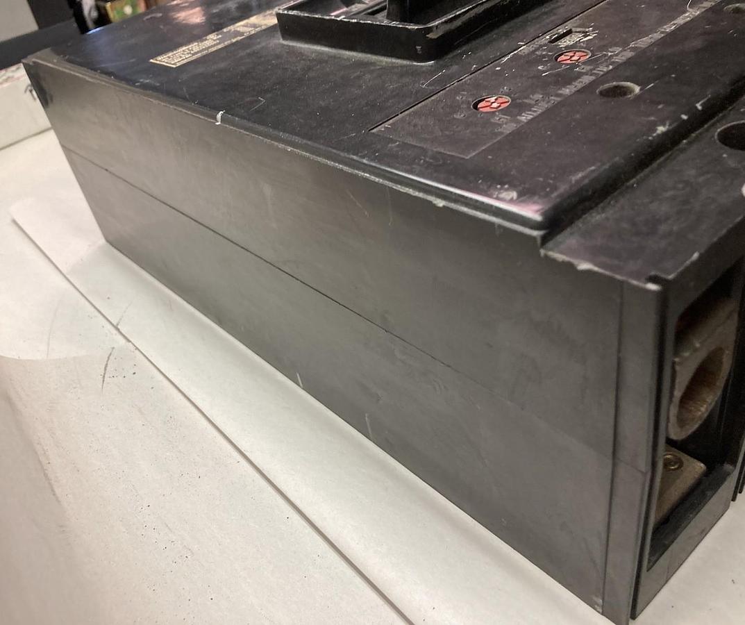 Used Westinghouse,NB31200F,3-Pole Molded Case Switch Style 4997D20G02 1200A 600Vac