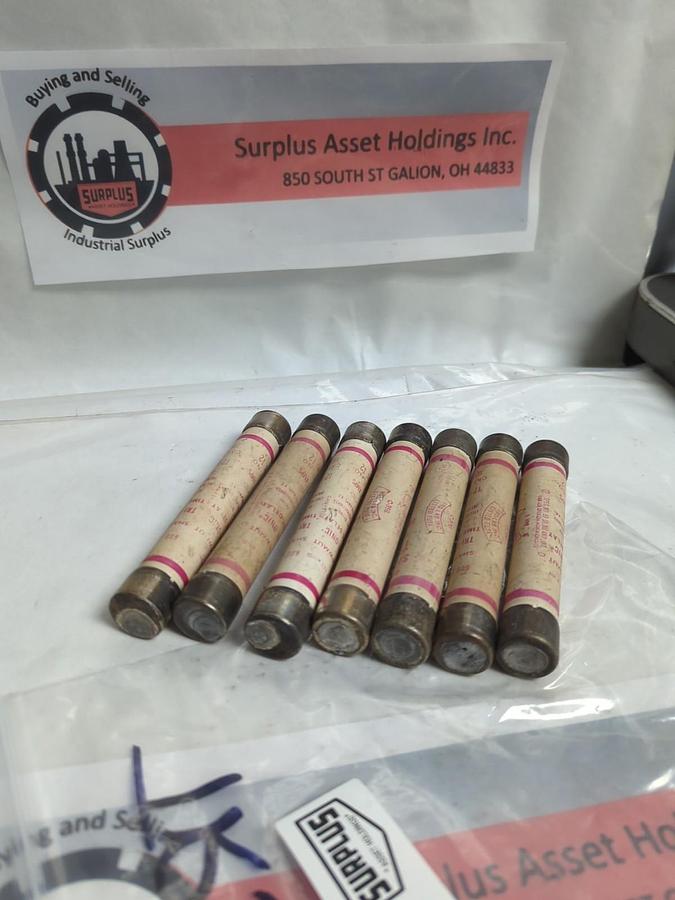 Used GOULD SHAWMUT,TRS7,TRI-ONIC 7 AMP FUSE LOT OF 7 PRE-OWNED