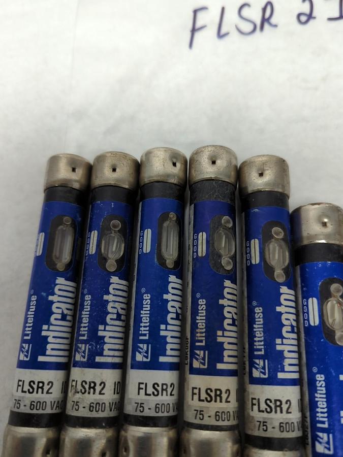 Used LITTELFUSE,FLSR 2ID,INDICATOR 2 AMP FUSE LOT OF 10 PRE-OWNED