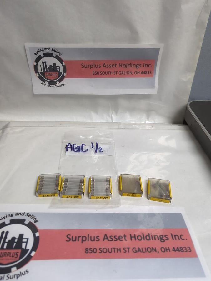 COOPER BUSSMANN,AGC-1/2,MINI 1/2 AMP FUSE LOT OF 18 NOS