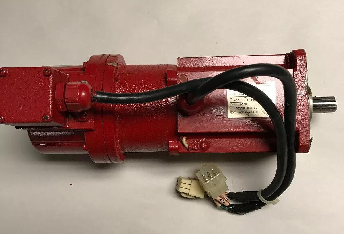 Used Yaskawa Electric,USASEM-03-YR21,with Encoder UTMAH-B15AS19B