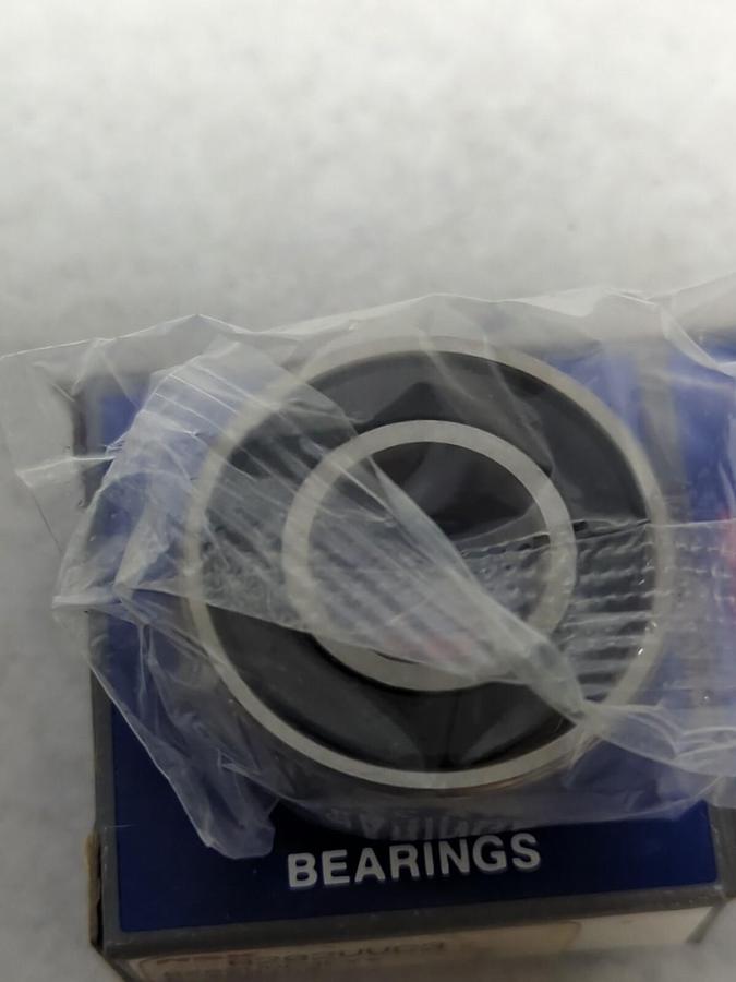 NSK,6202VVC3,DEEP GROOVE BALL BEARING DOUBLE RUBBER SEALED NOS