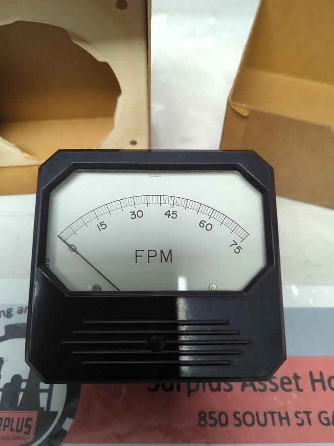 CLARK FPM,0-75,PRESSURE GAUGE NOS