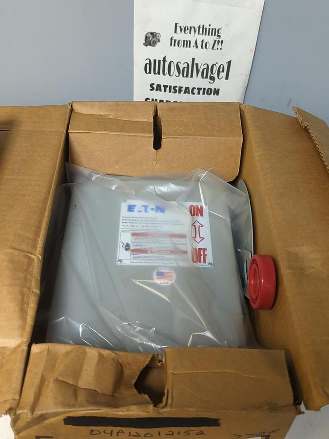 EATON CUTLER HAMMER,DH361FRK,SAFETY SWITCH 30 AMP 600VOLT 3-POLE NEW IN BOX