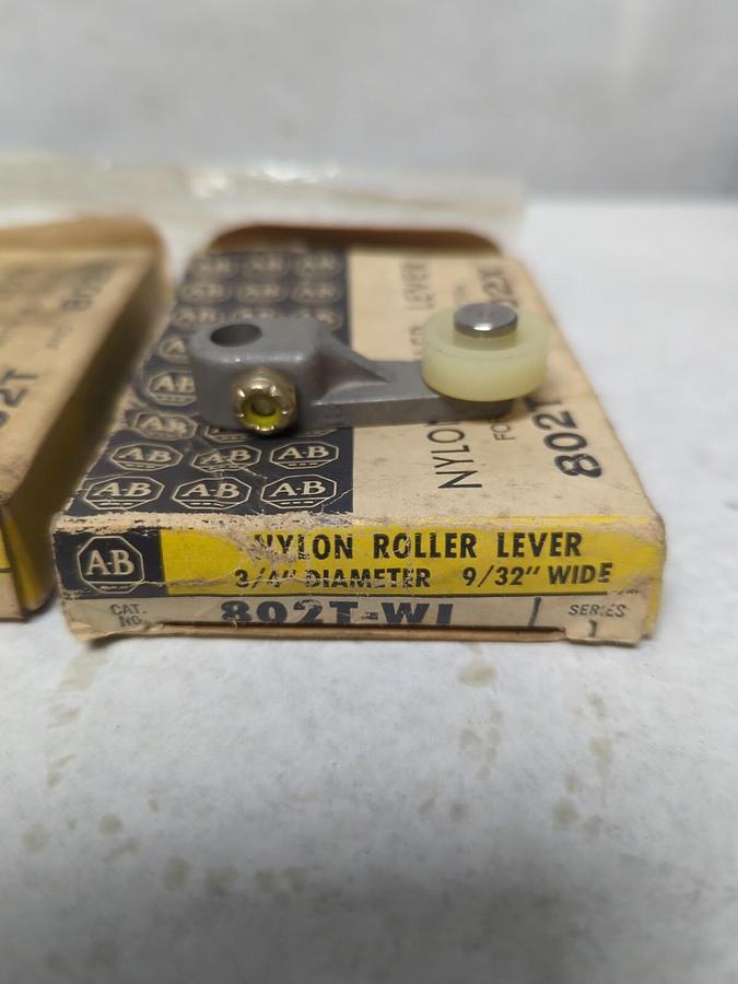 ALLEN-BRADLEY,802T-WIA-WIA,STEEL ROLLER LEVERS LOT OF 2 NOS