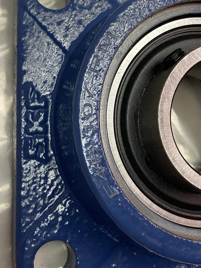 SKF,F4B-507,4-Bolt Flange Mount Bearing 1-1/2 Inch Bore
