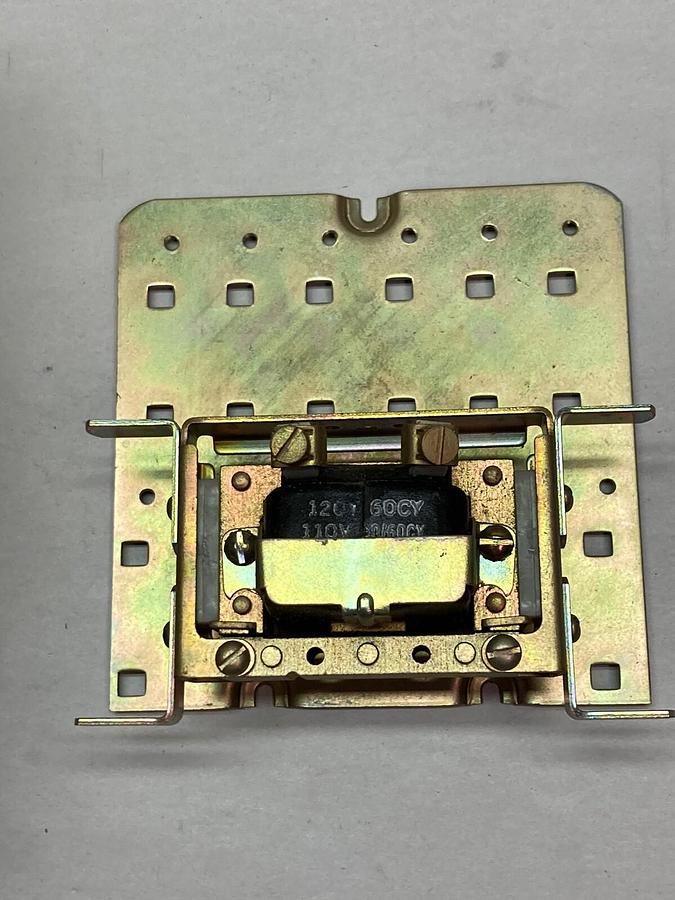 Used Asea Brown Boveri,76620-1WE,Relay Base & Coil 110-120V 50/60HZ