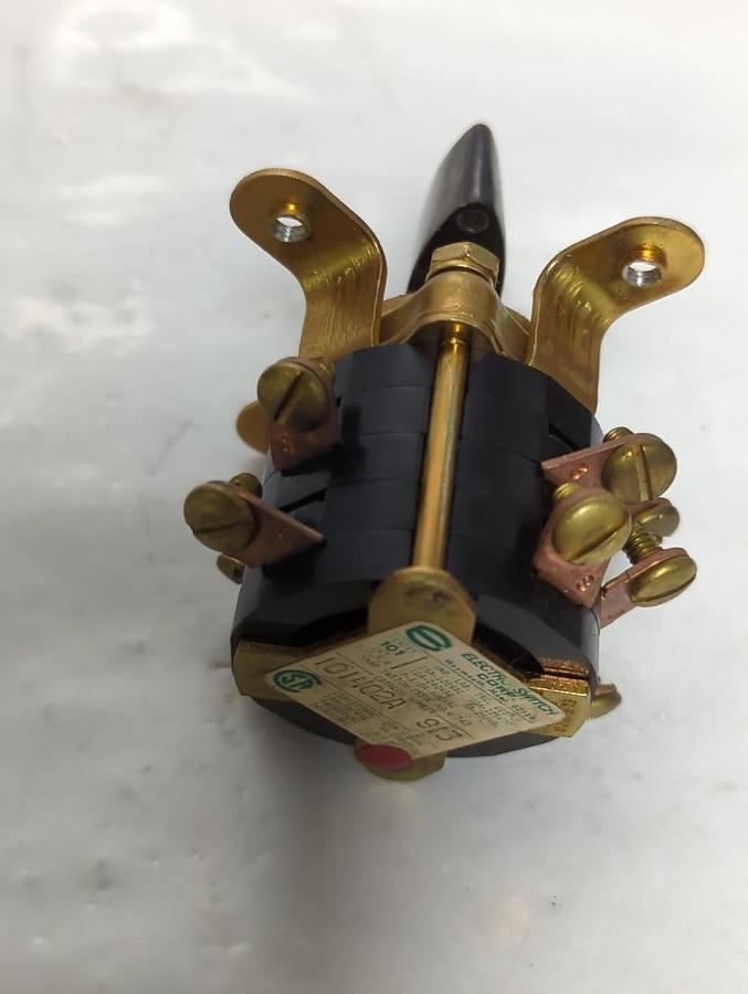 Used ELECTROSWITCH,101402A,SERIES 101 ROTARY CONTROL SWITCH PRE-OWNED