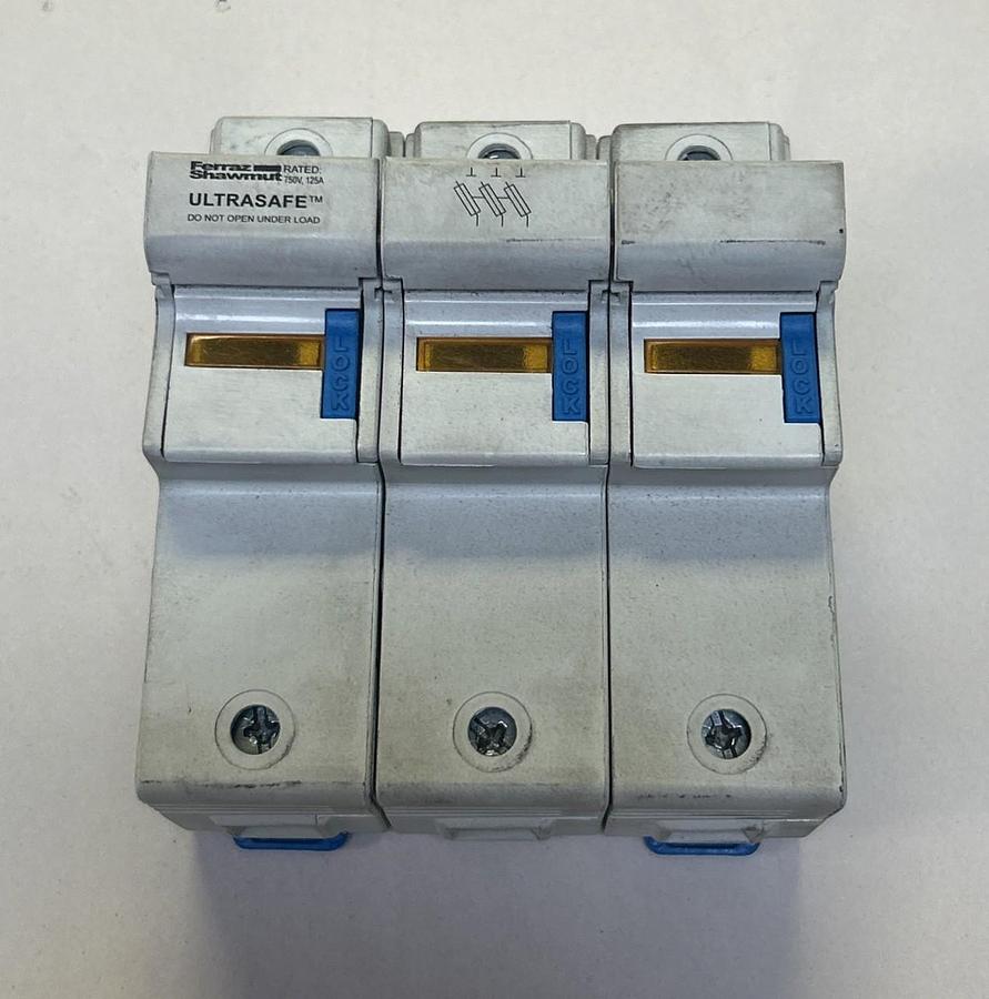 Used FERRAZ SHAWMUT,US2231,FUSE HOLDER 125A 750V