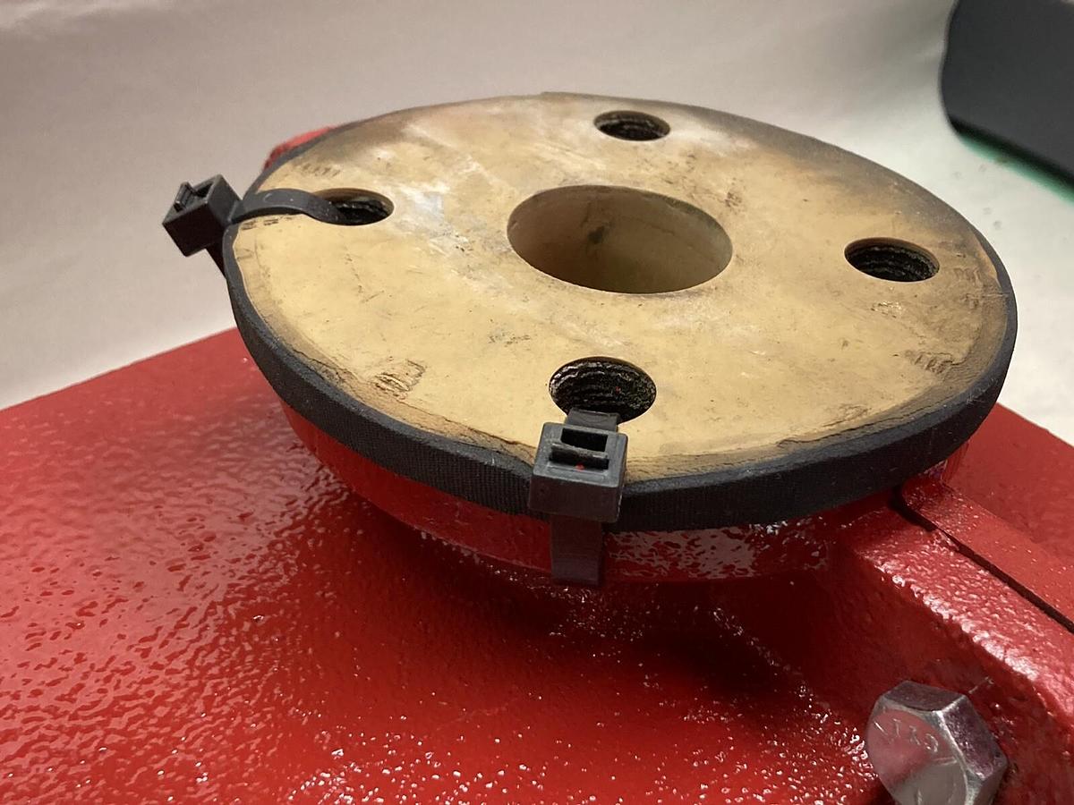 Red Valve,Series 75 2",Manuel Pinch Valve