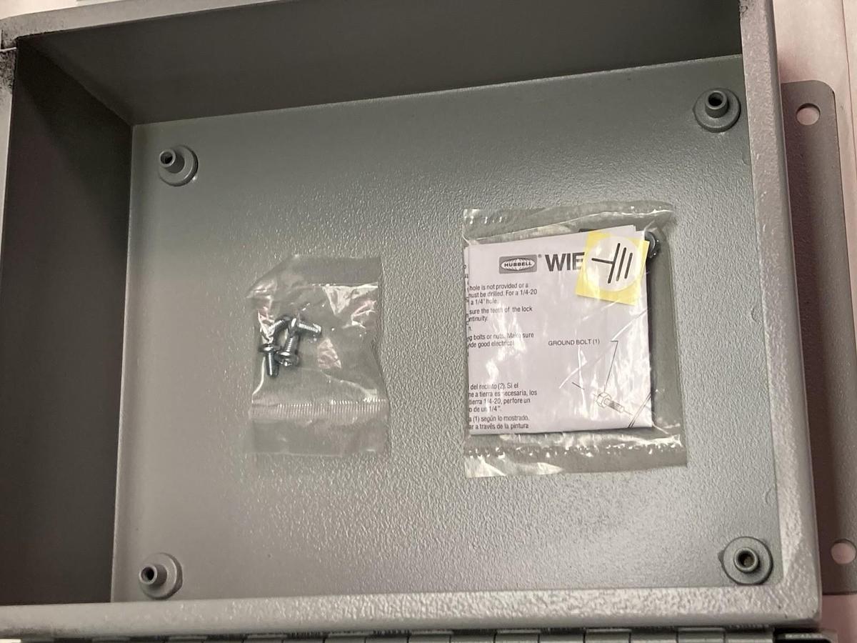 Used Wiegmann,B040404CH,Screw Clamps Electrical Enclosures Type 12, 13