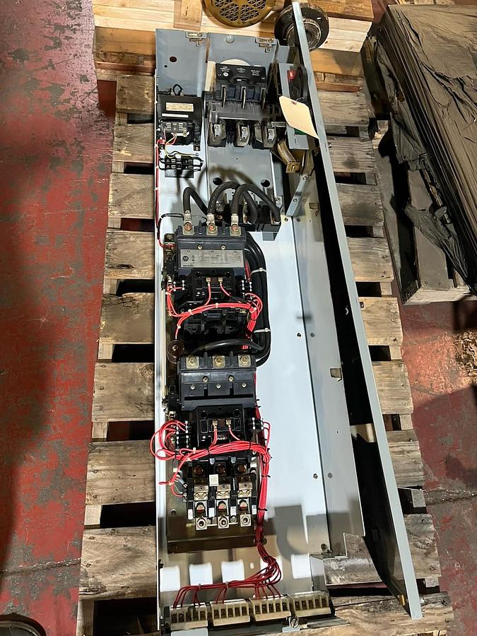 Used ALLEN BRADLEY,2106B,SIZE 4 FUSED REVERSING STARTER MCC BUCKET 505V-EOD-XXX 52"