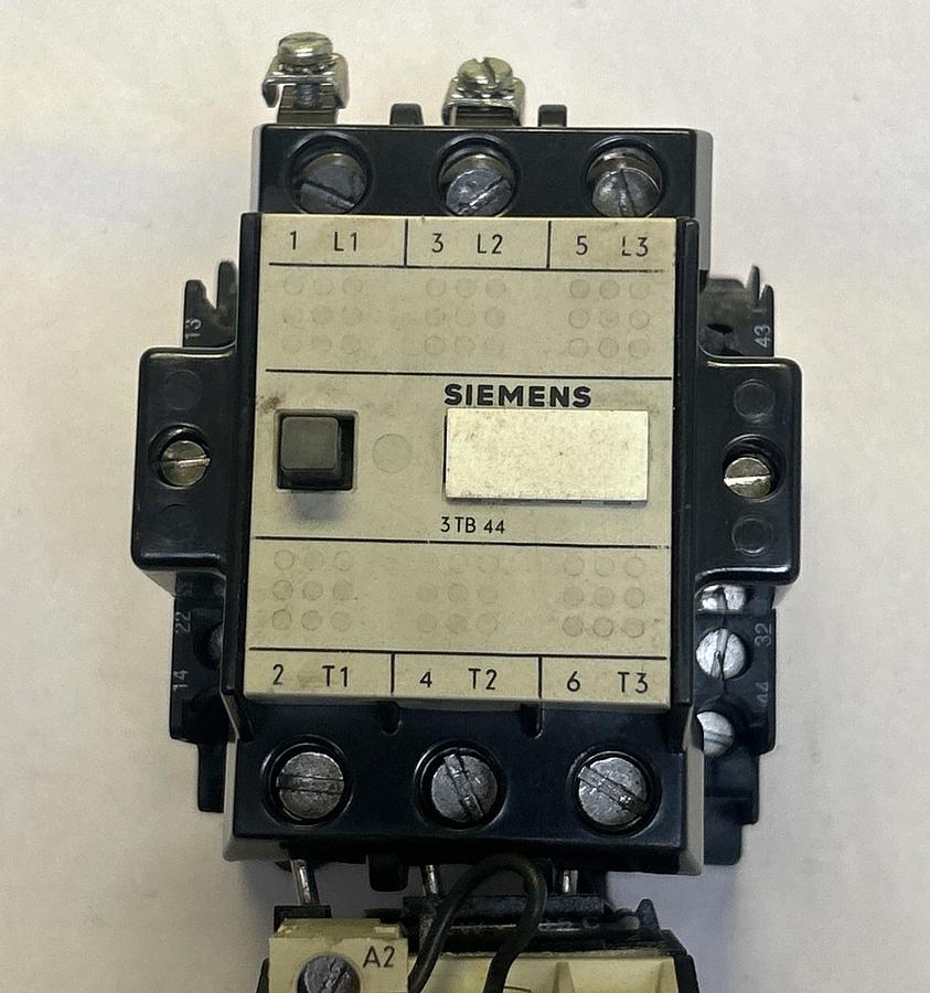 Used SIEMENS,3TB4417-0A,CONTACTOR W/ 3UA5000-1K OVERLOAD