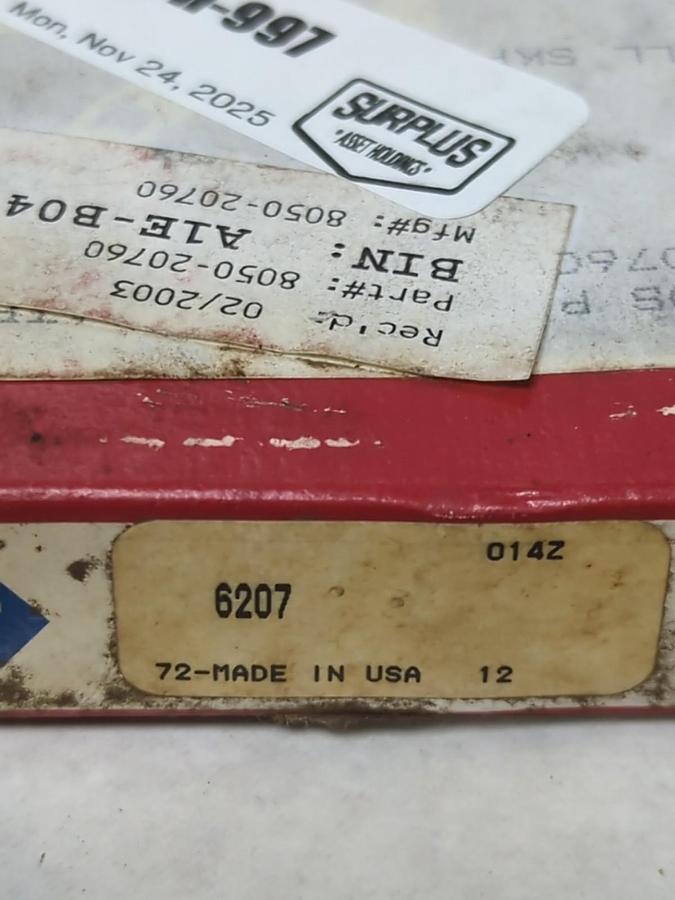 SKF,6207,DEEP GROOVE BALL BEARING NOS