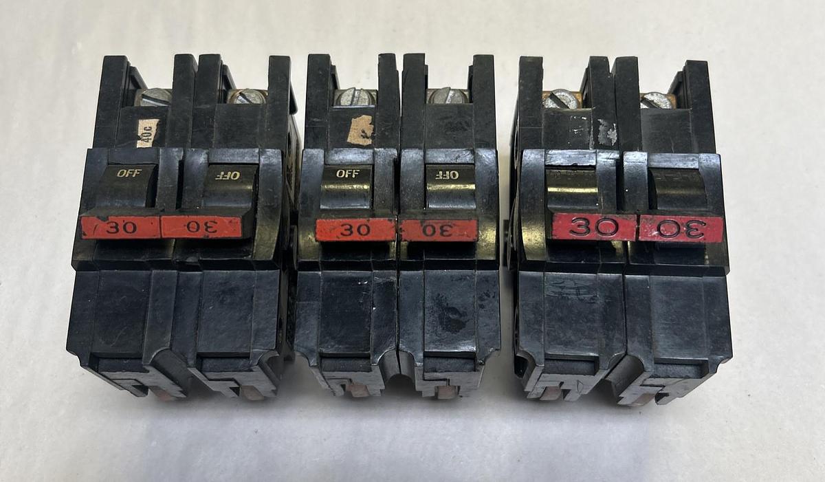 Used FEDERAL PACIFIC,NA230,CIRCUIT BREAKER 30A 120/240V LOT OF 3