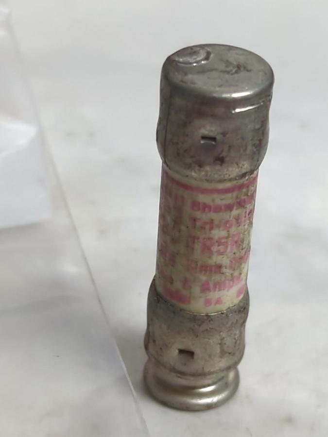 Used GOULD SHAWMUT,TR5R,TRI-ONIC 5 AMP FUSE LOT OF 2 PRE-OWNED
