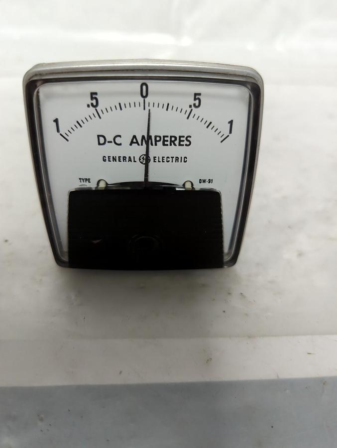 Used GENERAL ELECTRIC,1-0-1,PANEL METER 1-0-1 D-C AMPERES PRE-OWNED