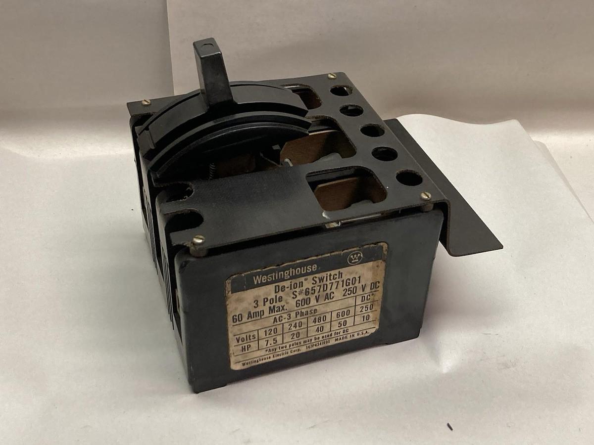 Used Westinghouse,657D771G01,3-Phase De-Ion Switch 600VAC 250VDC 60A