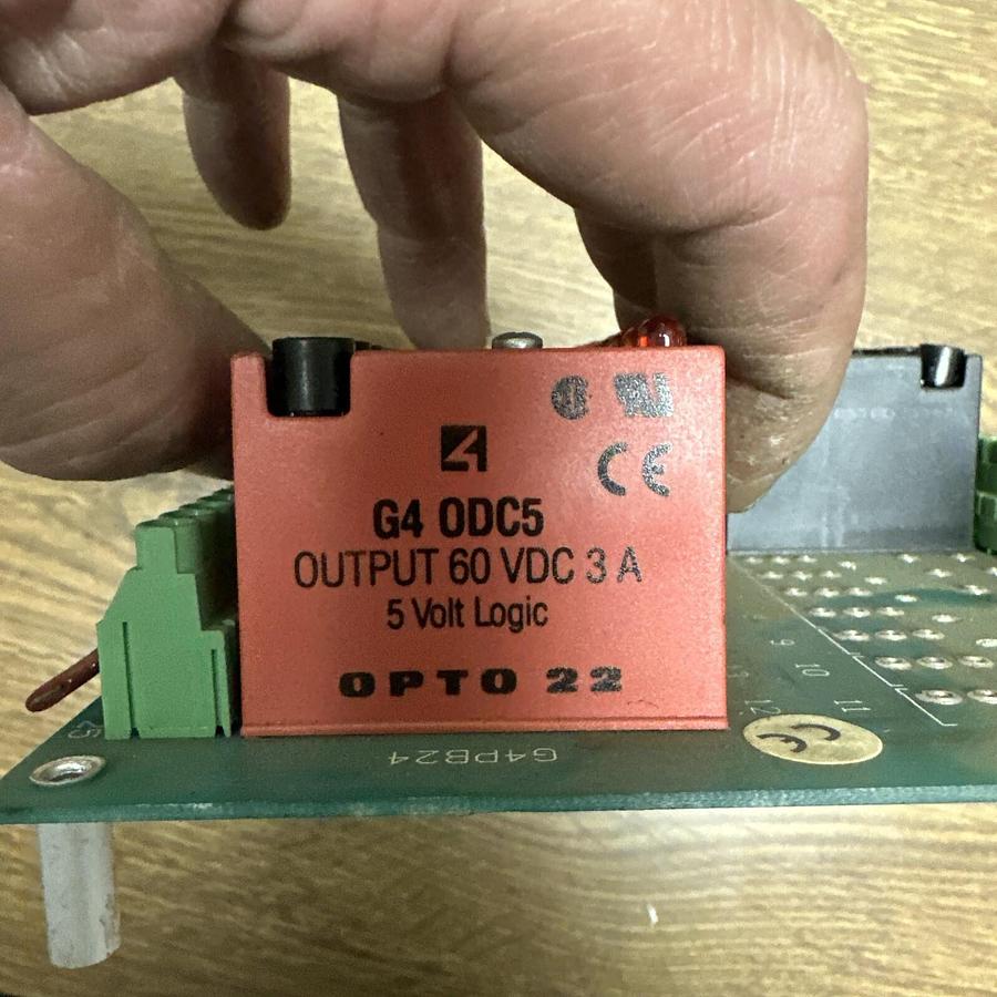 Used Opto 22,G4PB24,24 Channel I/O Module w/5 G4 OAC5 & 8 G4 ODC5 Output Modules