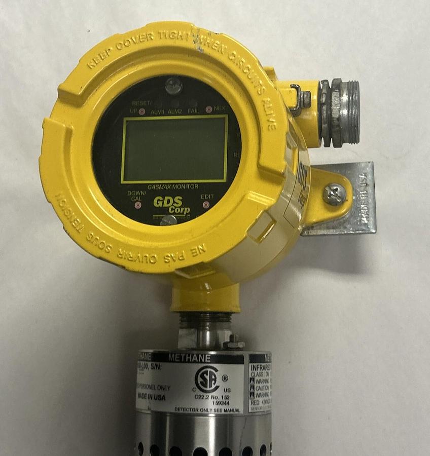 Used GDS,GMII-0-00-0/9-110-6/0-0,GAS MONITOR W/ 49000000100-l00 GAS DETECTOR
