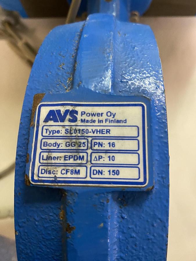 Used VALBIA,DN100,PNEUMATIC ACTUATOR WITH PN16 6 INCH BUTTERFLY VALVE