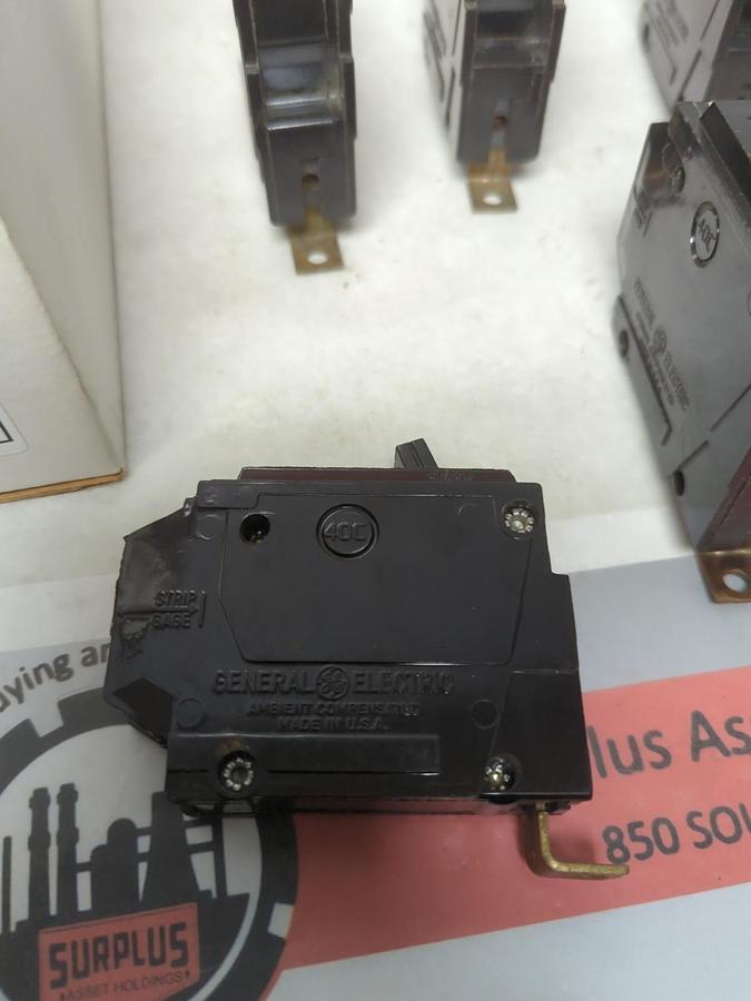 Used GENERAL ELECTRIC,THQB1140,CIRCUIT BREAKER 40 AMP 1-POLE LOT OF 5 PRE-OWNED