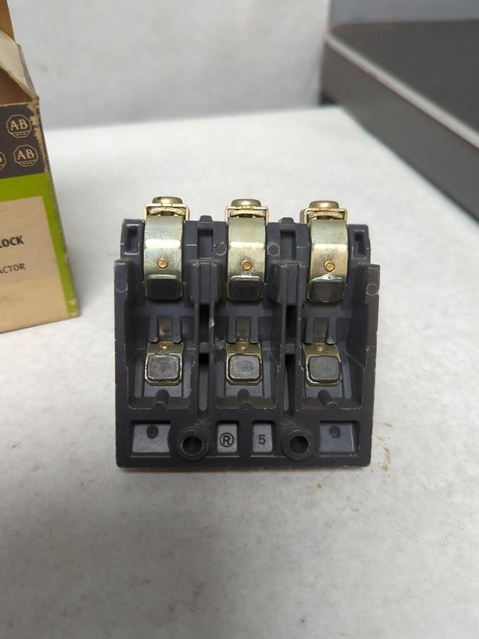 ALLEN-BRADLEY,X-232222,STATIONARY CONTACT BLOCK NOS
