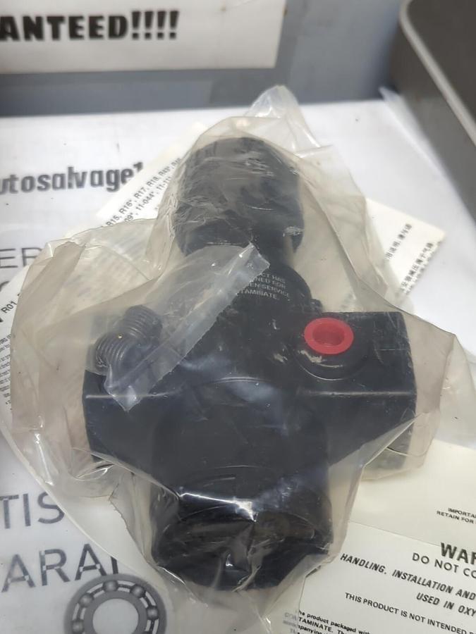 NORGREN,R17-810-NNLA,1 INCH PTF REGULATOR NOS