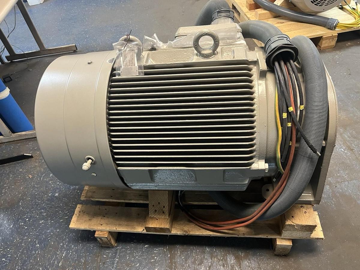 SIEMENS,1LG6-253-2AA99-Z,MOTOR 55kW 440V 250M 3582RPM 3PH