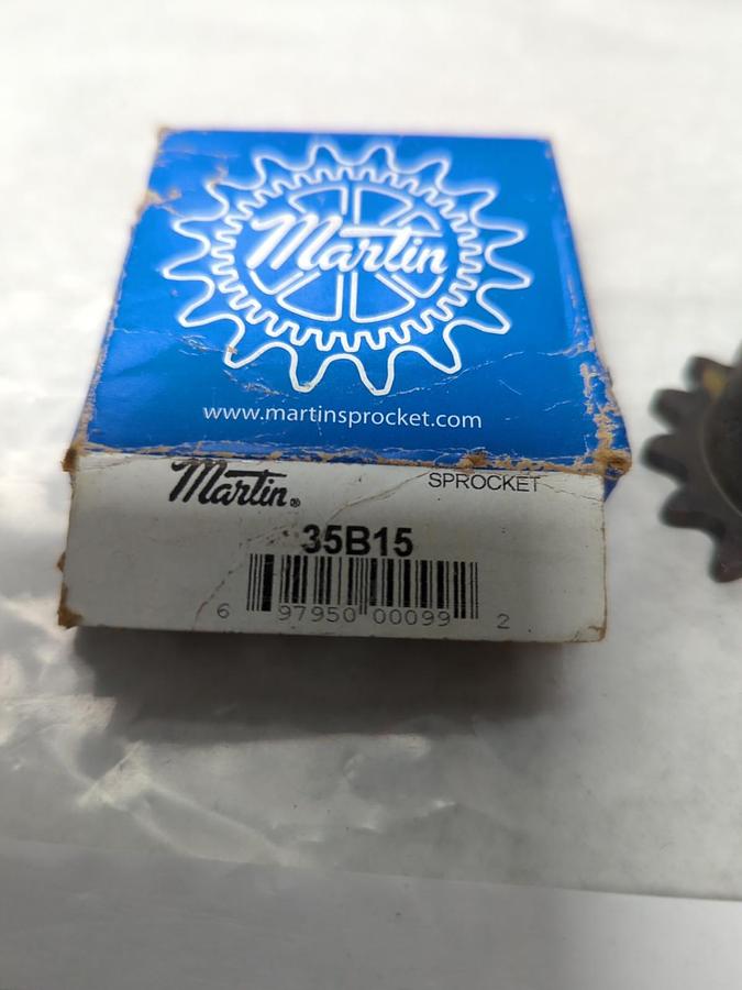 MARTIN,35B15,SPROCKET 16 TEETH NOS