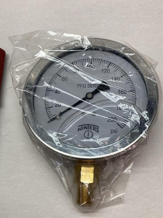 Winters,PFQ713R1,Pressure Gauge 4 Inch 1/4" NPT 0-200PSI