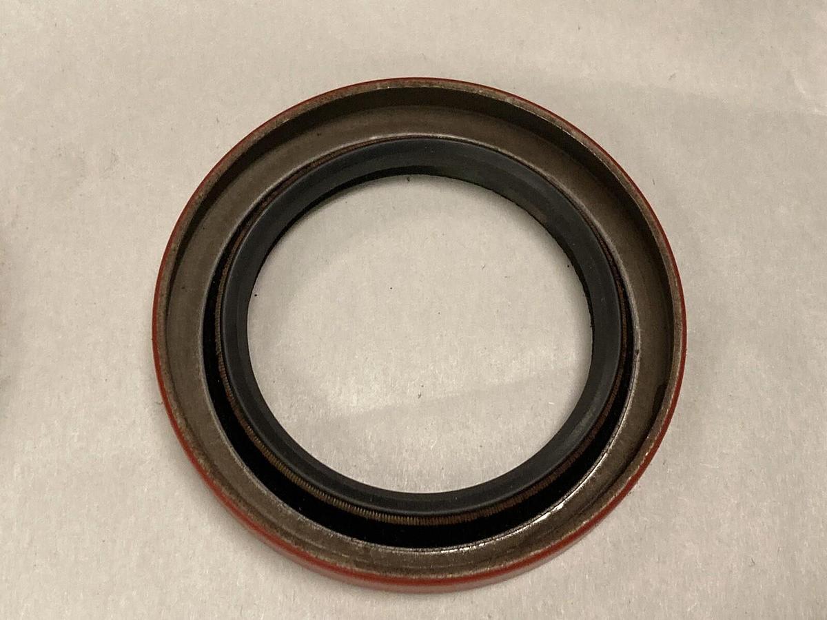 National Federal Mogal,472012,Oil Seals Lot of 2