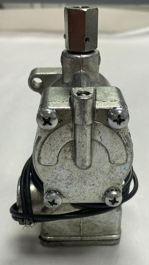 Parker,K065603540,Pilot Valve NOS