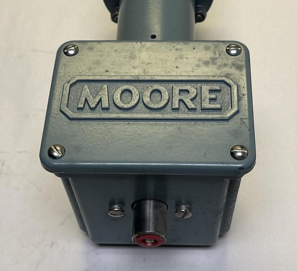 Used MOORE PRODUCTS,173S,PNEUMATIC PRESSURE TRANSMITTER