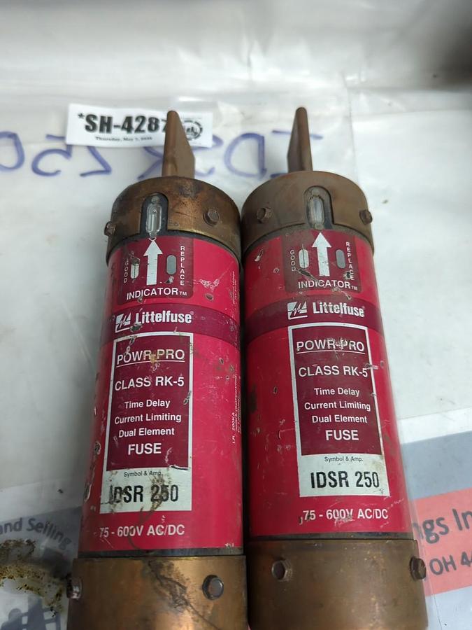Used LITTELFUSE,IDSR250,INDICATOR 250 AMP FUSE LOT OF 2 PRE-OWNED