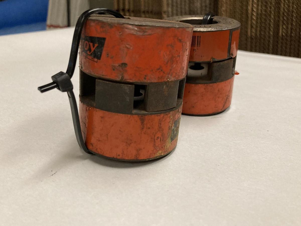 Used Lovejoy,L-095,Jaw Type Coupling Hub Lot of 2