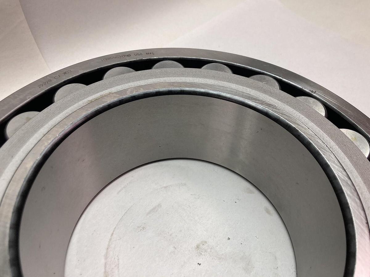 Timken,22228 CJ W33,Spherical Roller Bearing
