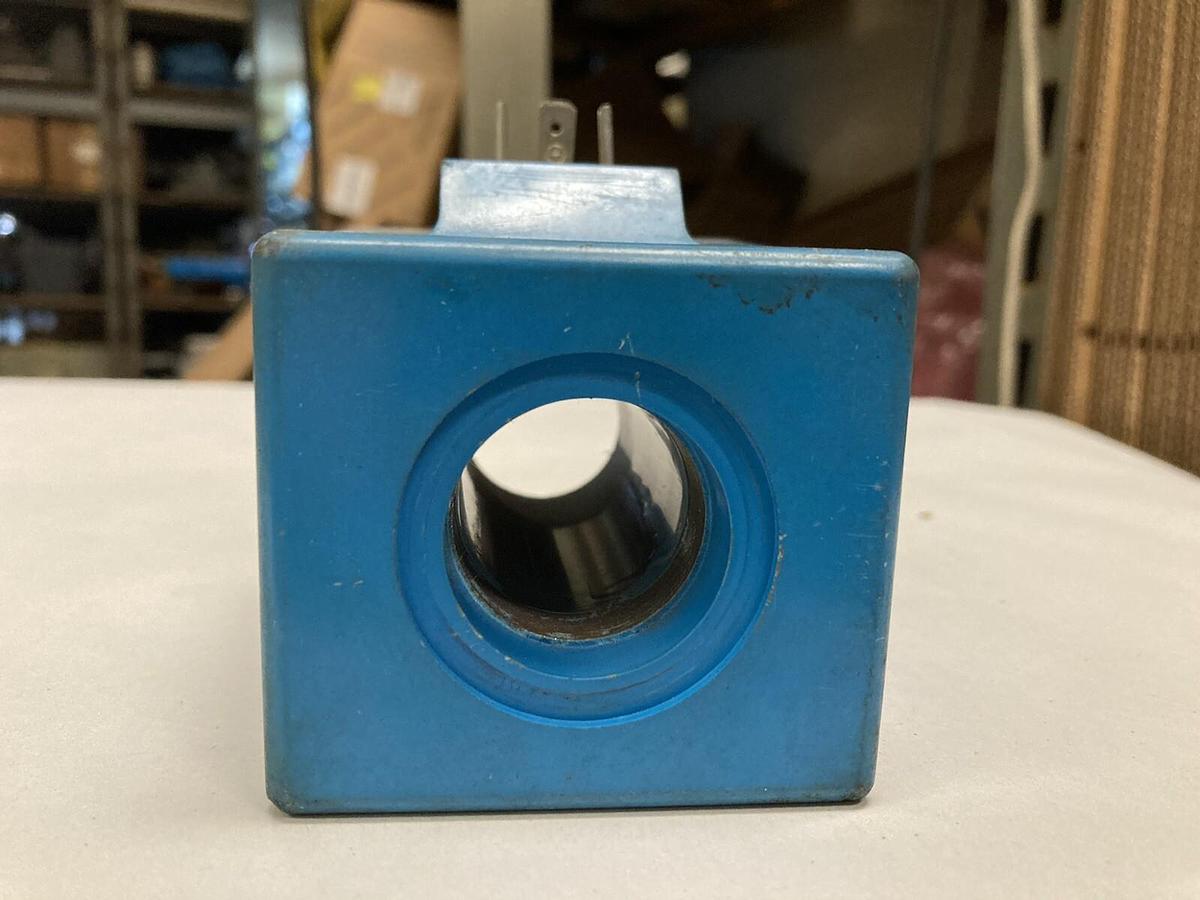 Used Vickers,879224,Coil 250 VDC  17A