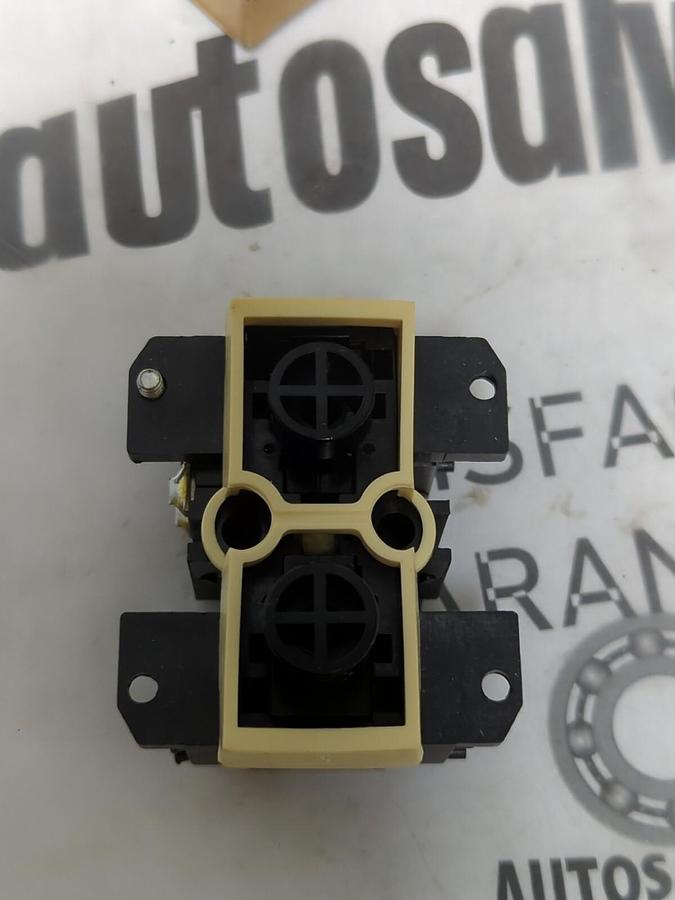 MAGNETEC,127-20489 SBP2-H2,TWO BUTTON PUSH-BUTTON PENDANT SWITCH NOS