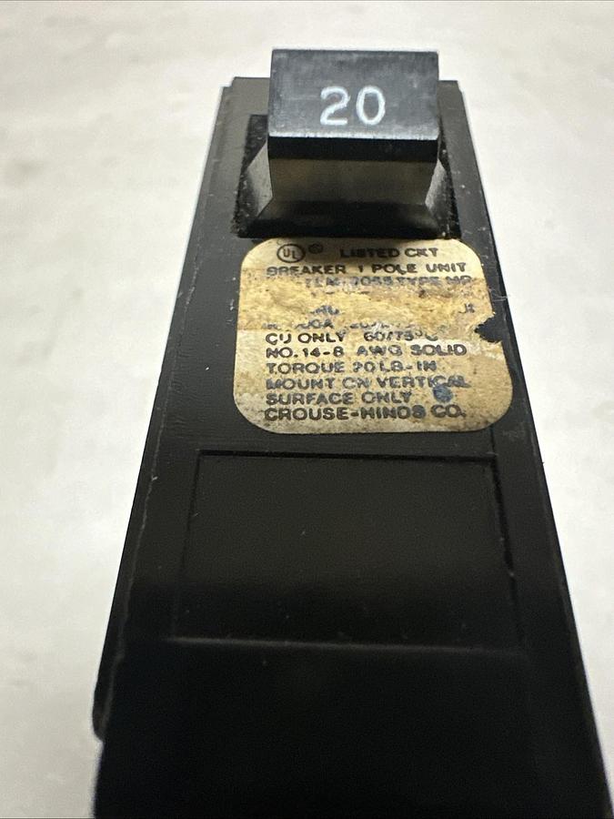 Used Crouse-Hinds,MP120,20 Amp Single Pole Circuit Breaker LOT of 10