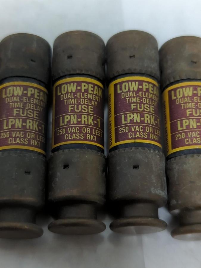 COOPER BUSSMANN,LPN-RK-1,LOW-PEAK 1 AMP FUSE LOT OF 10 NOS