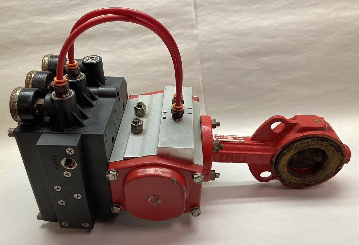 Used Bray Controls,92-0830-11300-532,Double Acting Pneumatic Actuator S20 Valve