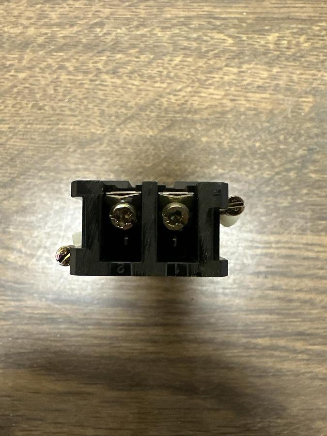 EAO,02-061-001,Lampholder