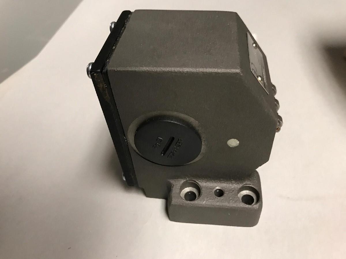Balluff,BNS-542-B03-R12-72-10,Mechanical Position Switch
