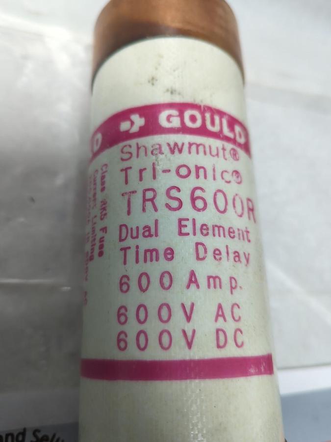 GOULD SHAWMUT,TRS600R,TIME-DELAY 600 AMP FUSE NOS